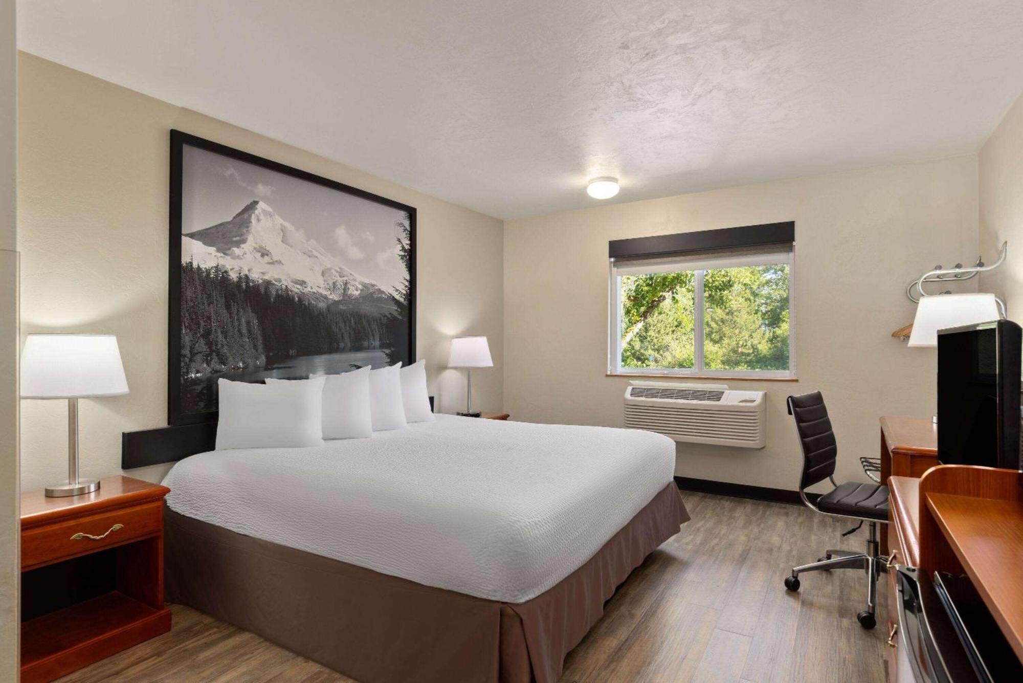 Hotel Super 8 By Wyndham Roseburg Exteriér fotografie