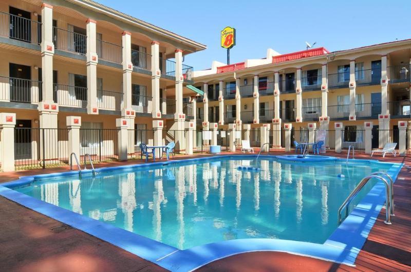 Hotel Super 8 By Wyndham Roseburg Exteriér fotografie