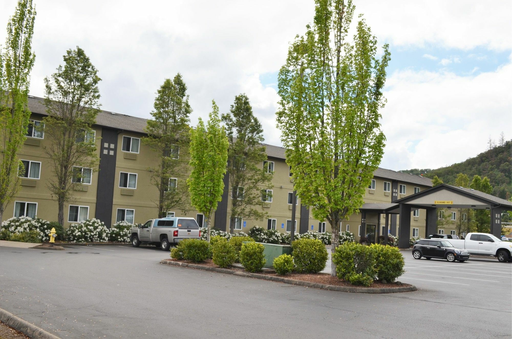 Hotel Super 8 By Wyndham Roseburg Exteriér fotografie