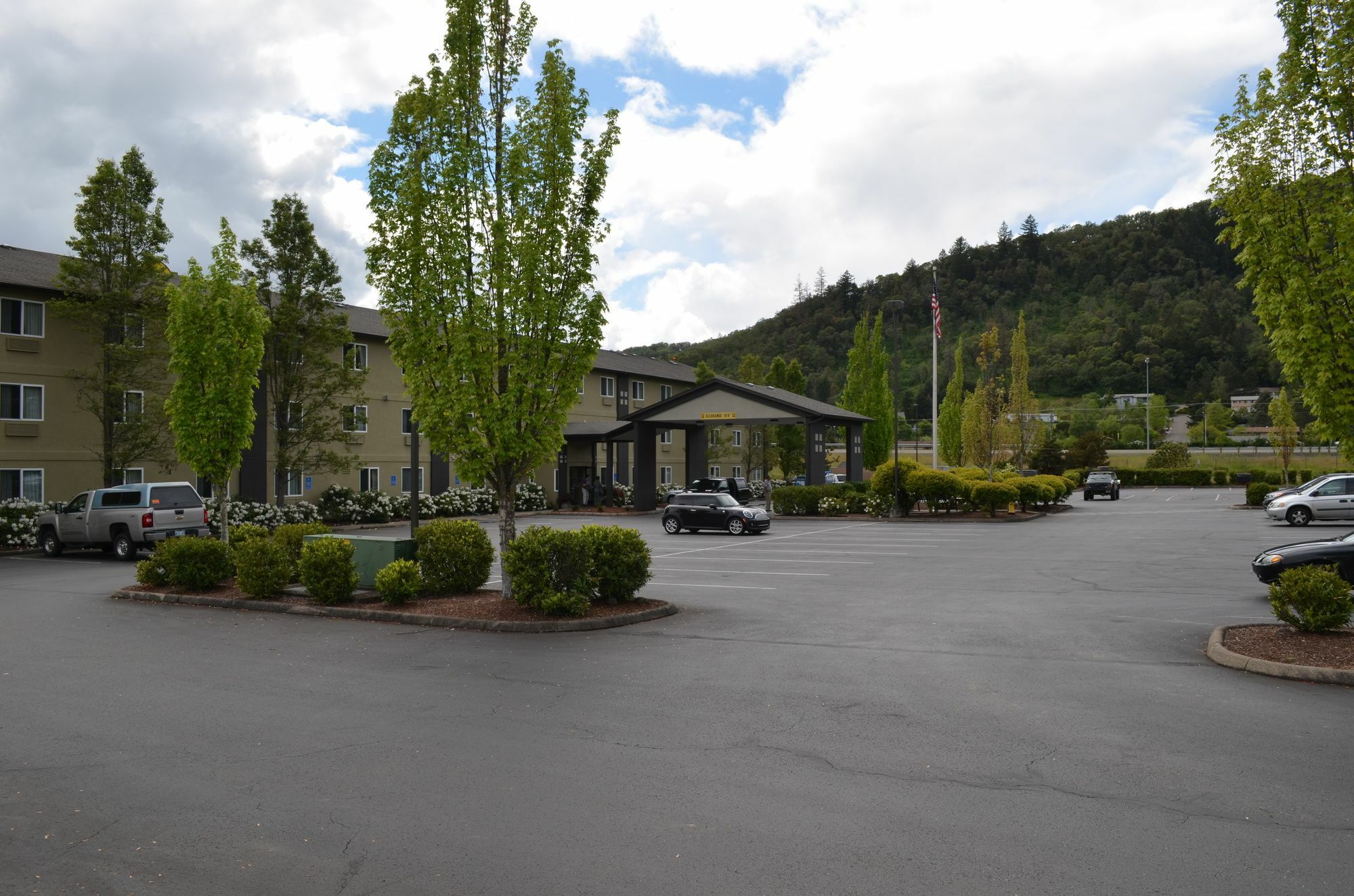 Hotel Super 8 By Wyndham Roseburg Exteriér fotografie